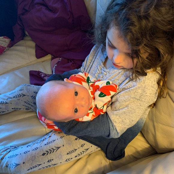 Meet your Posher, Rain (Not Your Mother’s Closet) - Picture 11 of 14